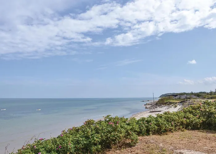 Holiday home Three-bedroom In Hundested