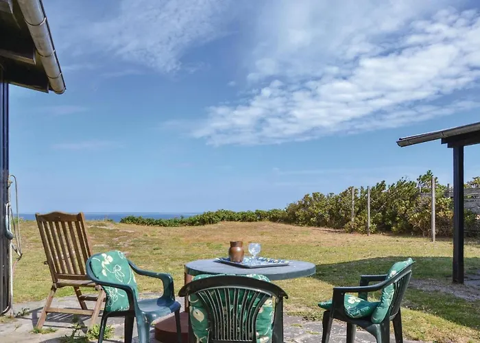 Holiday home Three-bedroom In